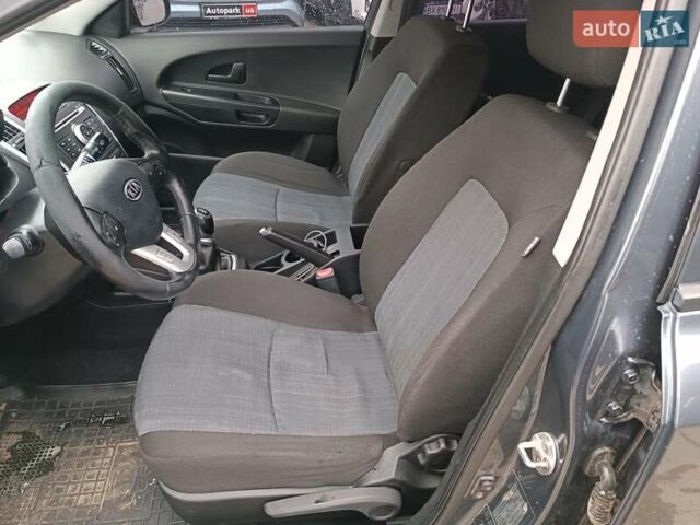 Серый Киа Сид, объемом двигателя 1.4 л и пробегом 202 тыс. км за 5890 $, фото 19 на Automoto.ua
