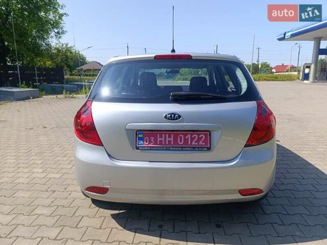 Серый Киа Сид, объемом двигателя 1.6 л и пробегом 257 тыс. км за 5750 $, фото 14 на Automoto.ua