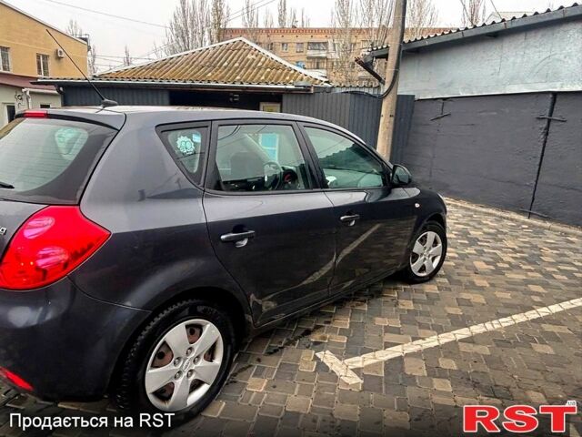 Сірий Кіа Сід, об'ємом двигуна 1.6 л та пробігом 132 тис. км за 2700 $, фото 4 на Automoto.ua