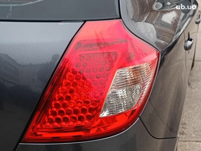 Сірий Кіа Сід, об'ємом двигуна 1.4 л та пробігом 202 тис. км за 5890 $, фото 10 на Automoto.ua