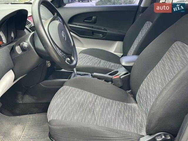 Кіа Сід 2009 у Львові на Automoto.ua Сірий Кіа Сід, об'ємом двигуна 1.6 л та пробігом 128 тис. км за 2999 $, фото 9 на Automoto.ua