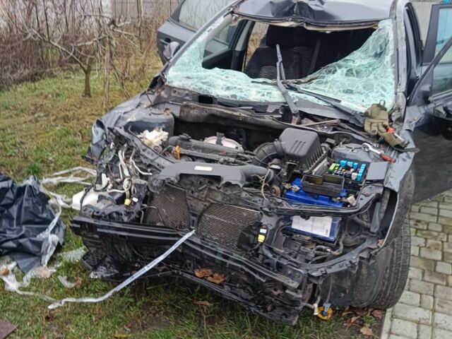 Серый Киа Сид, объемом двигателя 0 л и пробегом 216 тыс. км за 1000 $, фото 10 на Automoto.ua