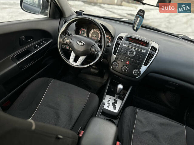 Сірий Кіа Сід, об'ємом двигуна 1.59 л та пробігом 140 тис. км за 6999 $, фото 26 на Automoto.ua