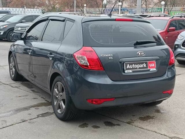 Серый Киа Сид, объемом двигателя 1.4 л и пробегом 202 тыс. км за 5890 $, фото 8 на Automoto.ua