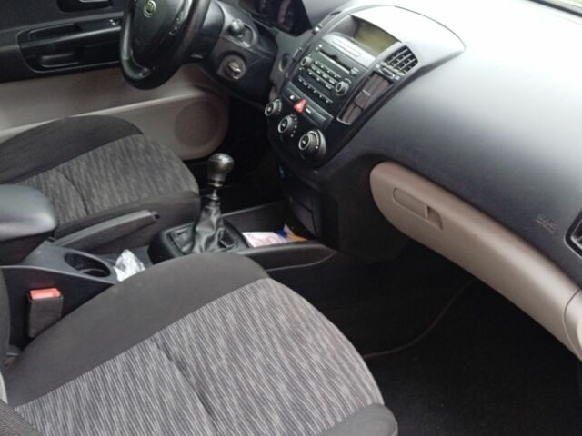 Сірий Кіа Сід, об'ємом двигуна 1.4 л та пробігом 229 тис. км за 3150 $, фото 10 на Automoto.ua