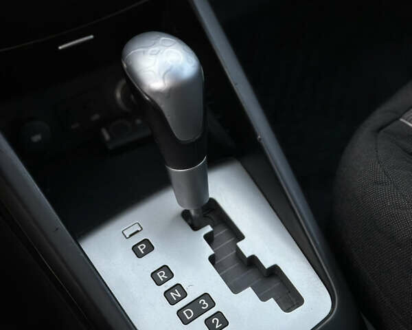 Сірий Кіа Сід, об'ємом двигуна 1.59 л та пробігом 140 тис. км за 6999 $, фото 19 на Automoto.ua