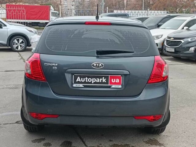 Серый Киа Сид, объемом двигателя 1.4 л и пробегом 202 тыс. км за 5890 $, фото 7 на Automoto.ua