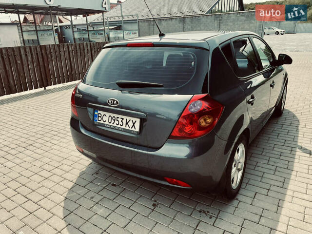 Сірий Кіа Сід, об'ємом двигуна 1.4 л та пробігом 280 тис. км за 4800 $, фото 6 на Automoto.ua