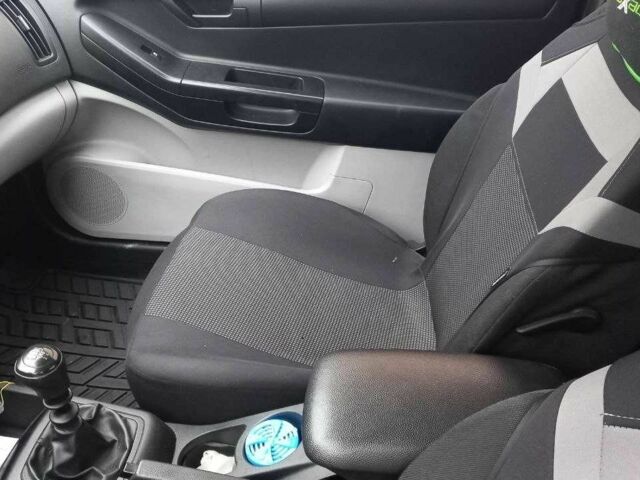 Сірий Кіа Сід, об'ємом двигуна 1.6 л та пробігом 202 тис. км за 2700 $, фото 11 на Automoto.ua