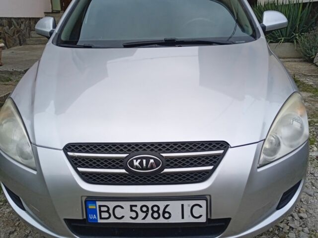 Сірий Кіа Сід, об'ємом двигуна 1.4 л та пробігом 229 тис. км за 3150 $, фото 2 на Automoto.ua
