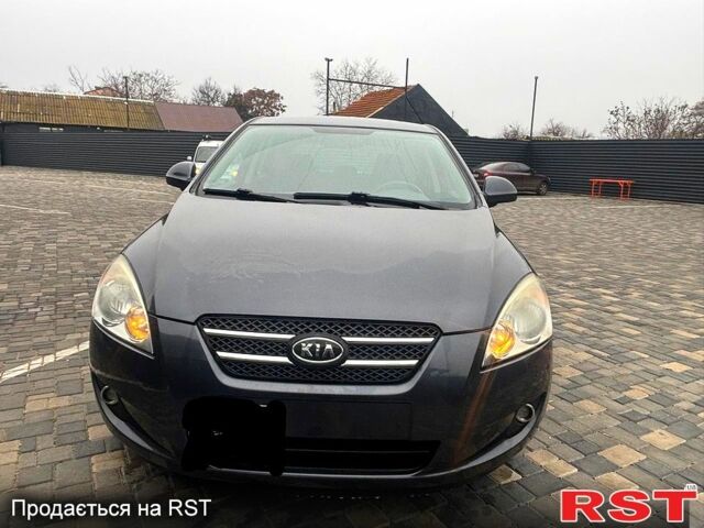 Сірий Кіа Сід, об'ємом двигуна 1.6 л та пробігом 132 тис. км за 2700 $, фото 1 на Automoto.ua