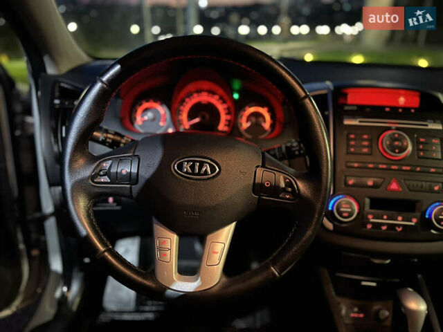 Серый Киа Сид, объемом двигателя 1.6 л и пробегом 159 тыс. км за 7800 $, фото 33 на Automoto.ua
