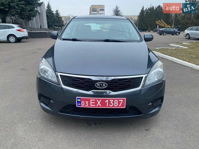 Сірий Кіа Сід, об'ємом двигуна 1.4 л та пробігом 207 тис. км за 5999 $, фото 12 на Automoto.ua