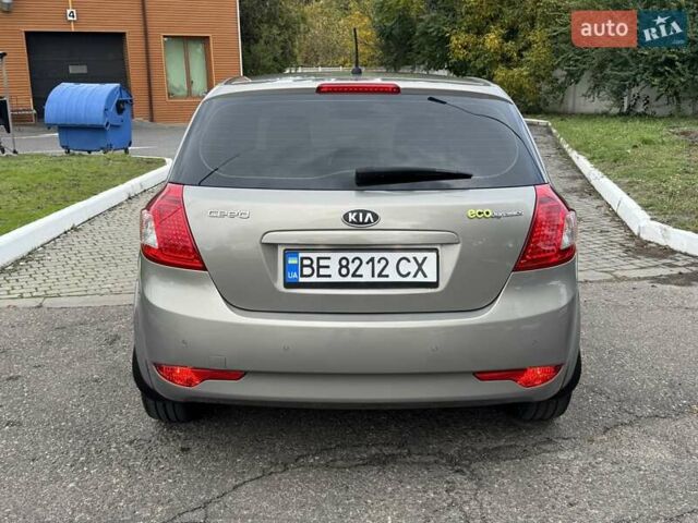 Серый Киа Сид, объемом двигателя 1.6 л и пробегом 241 тыс. км за 7300 $, фото 11 на Automoto.ua