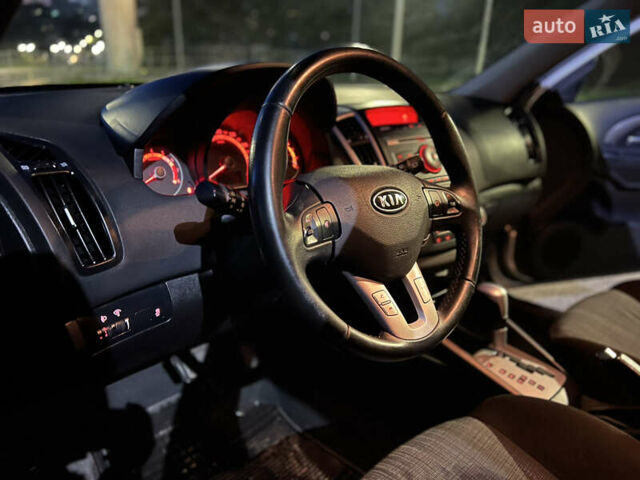 Серый Киа Сид, объемом двигателя 1.6 л и пробегом 159 тыс. км за 7800 $, фото 32 на Automoto.ua
