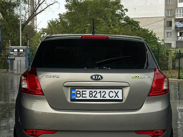 Киа Сид 2010 в Одессе на Automoto.ua Серый Киа Сид, объемом двигателя 1.6 л и пробегом 240 тыс. км за 6750 $, фото 2 на Automoto.ua