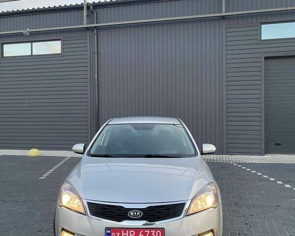 Сірий Кіа Сід, об'ємом двигуна 1.6 л та пробігом 160 тис. км за 8500 $, фото 8 на Automoto.ua