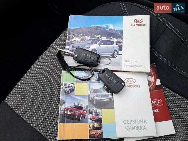 Серый Киа Сид, объемом двигателя 1.6 л и пробегом 156 тыс. км за 5900 $, фото 29 на Automoto.ua