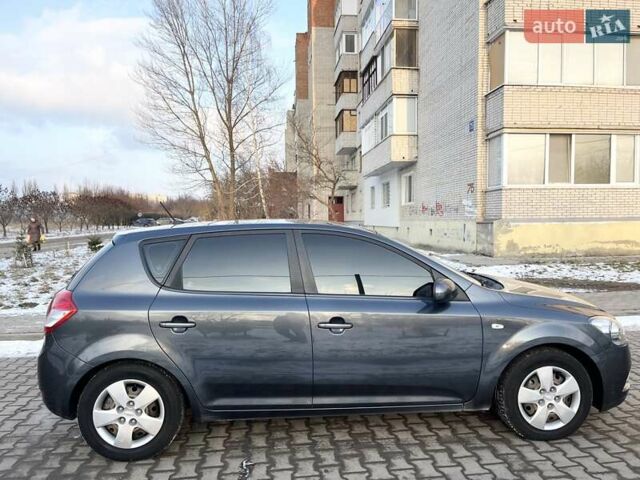 Сірий Кіа Сід, об'ємом двигуна 1.4 л та пробігом 149 тис. км за 5200 $, фото 5 на Automoto.ua