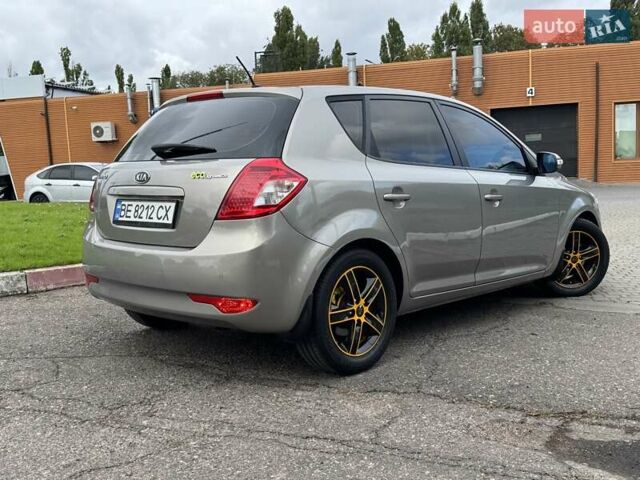 Серый Киа Сид, объемом двигателя 1.6 л и пробегом 241 тыс. км за 7300 $, фото 15 на Automoto.ua
