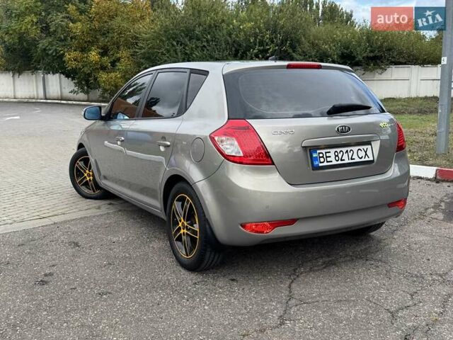 Серый Киа Сид, объемом двигателя 1.6 л и пробегом 241 тыс. км за 7300 $, фото 8 на Automoto.ua