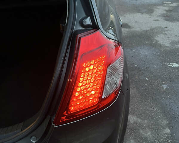 Серый Киа Сид, объемом двигателя 1.58 л и пробегом 187 тыс. км за 6500 $, фото 16 на Automoto.ua