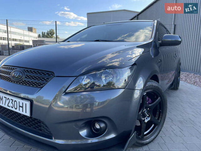 Серый Киа Сид, объемом двигателя 1.59 л и пробегом 192 тыс. км за 8100 $, фото 6 на Automoto.ua