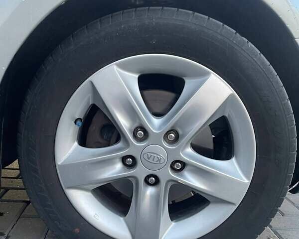 Сірий Кіа Сід, об'ємом двигуна 1.6 л та пробігом 160 тис. км за 8500 $, фото 21 на Automoto.ua