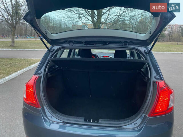 Сірий Кіа Сід, об'ємом двигуна 1.4 л та пробігом 207 тис. км за 5850 $, фото 44 на Automoto.ua