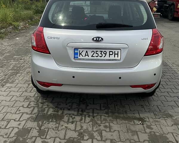 Серый Киа Сид, объемом двигателя 1.58 л и пробегом 238 тыс. км за 6100 $, фото 3 на Automoto.ua