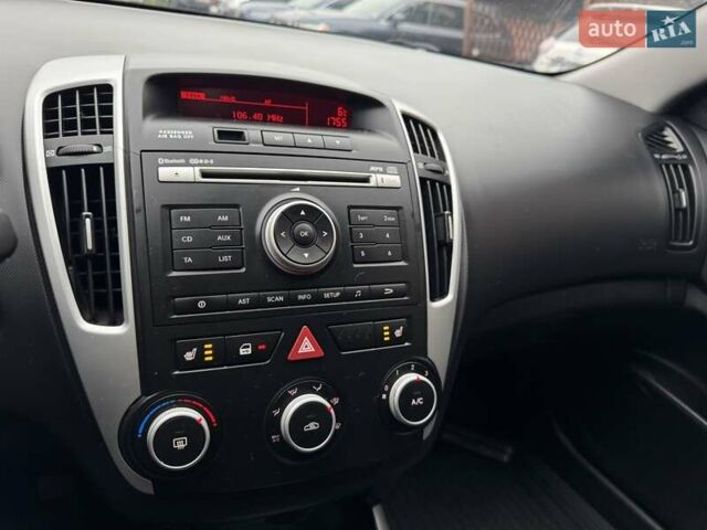 Сірий Кіа Сід, об'ємом двигуна 1.6 л та пробігом 268 тис. км за 6450 $, фото 36 на Automoto.ua