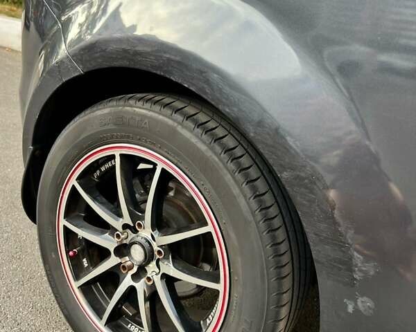 Серый Киа Сид, объемом двигателя 1.59 л и пробегом 210 тыс. км за 8000 $, фото 15 на Automoto.ua