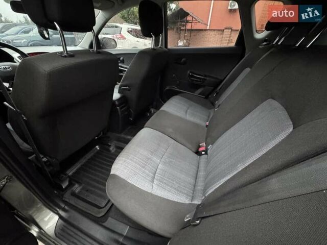 Сірий Кіа Сід, об'ємом двигуна 1.6 л та пробігом 268 тис. км за 6450 $, фото 2 на Automoto.ua