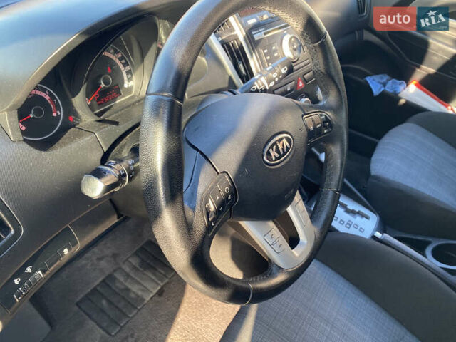 Серый Киа Сид, объемом двигателя 1.6 л и пробегом 232 тыс. км за 8300 $, фото 11 на Automoto.ua