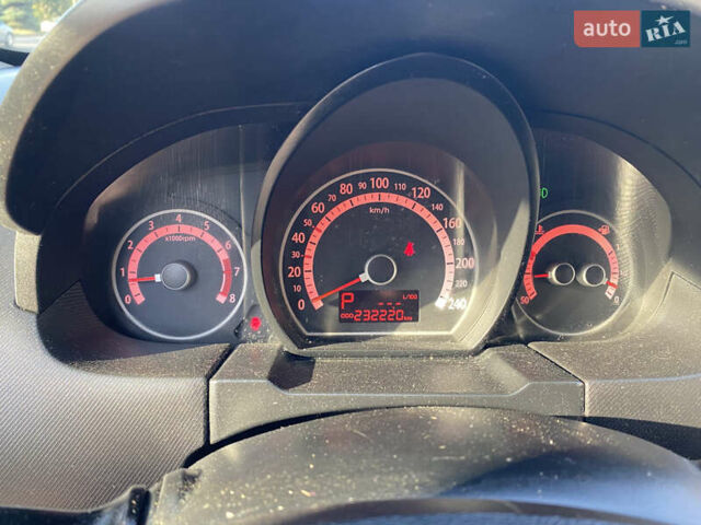 Серый Киа Сид, объемом двигателя 1.6 л и пробегом 232 тыс. км за 8300 $, фото 12 на Automoto.ua