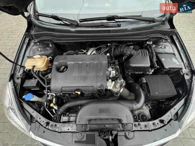 Сірий Кіа Сід, об'ємом двигуна 1.6 л та пробігом 268 тис. км за 6450 $, фото 26 на Automoto.ua