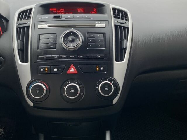 Сірий Кіа Сід, об'ємом двигуна 1.6 л та пробігом 300 тис. км за 6700 $, фото 13 на Automoto.ua