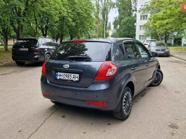 Сірий Кіа Сід, об'ємом двигуна 1.4 л та пробігом 280 тис. км за 5300 $, фото 6 на Automoto.ua