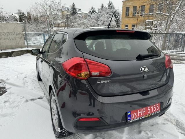 Сірий Кіа Сід, об'ємом двигуна 1.6 л та пробігом 60 тис. км за 13500 $, фото 5 на Automoto.ua