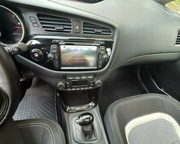 Серый Киа Сид, объемом двигателя 1.6 л и пробегом 253 тыс. км за 11000 $, фото 16 на Automoto.ua