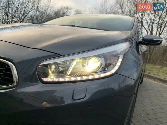 Серый Киа Сид, объемом двигателя 1.6 л и пробегом 60 тыс. км за 13400 $, фото 8 на Automoto.ua