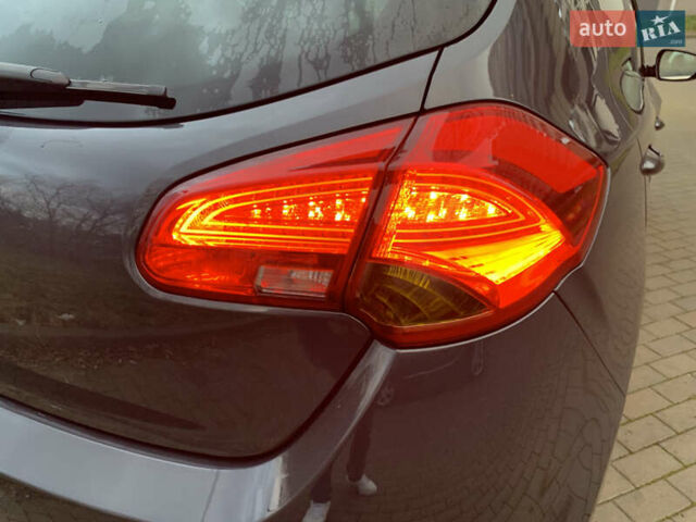 Серый Киа Сид, объемом двигателя 1.6 л и пробегом 60 тыс. км за 13400 $, фото 12 на Automoto.ua