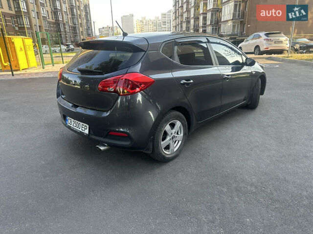 Серый Киа Сид, объемом двигателя 1.6 л и пробегом 144 тыс. км за 10300 $, фото 4 на Automoto.ua