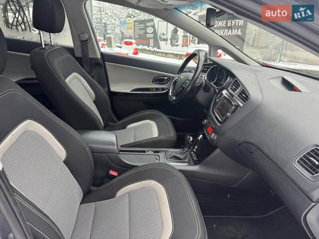 Сірий Кіа Сід, об'ємом двигуна 1.6 л та пробігом 60 тис. км за 13500 $, фото 17 на Automoto.ua