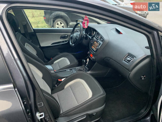 Серый Киа Сид, объемом двигателя 1.6 л и пробегом 60 тыс. км за 13400 $, фото 13 на Automoto.ua