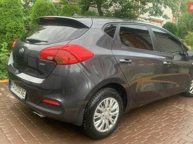 Сірий Кіа Сід, об'ємом двигуна 1.58 л та пробігом 171 тис. км за 8100 $, фото 4 на Automoto.ua