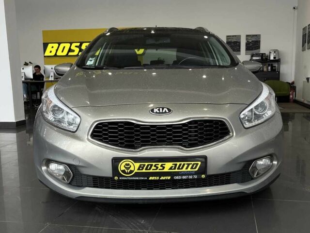 Серый Киа Сид, объемом двигателя 1.6 л и пробегом 280 тыс. км за 8500 $, фото 1 на Automoto.ua