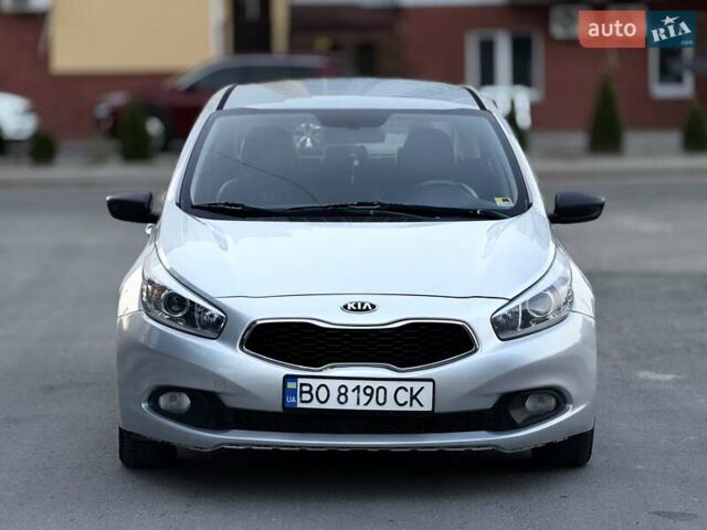 Сірий Кіа Сід, об'ємом двигуна 1.4 л та пробігом 274 тис. км за 6399 $, фото 7 на Automoto.ua