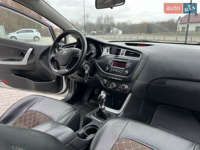 Серый Киа Сид, объемом двигателя 1.4 л и пробегом 273 тыс. км за 6999 $, фото 30 на Automoto.ua