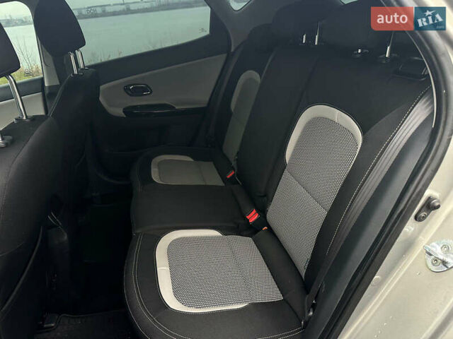 Серый Киа Сид, объемом двигателя 1.6 л и пробегом 200 тыс. км за 10300 $, фото 12 на Automoto.ua